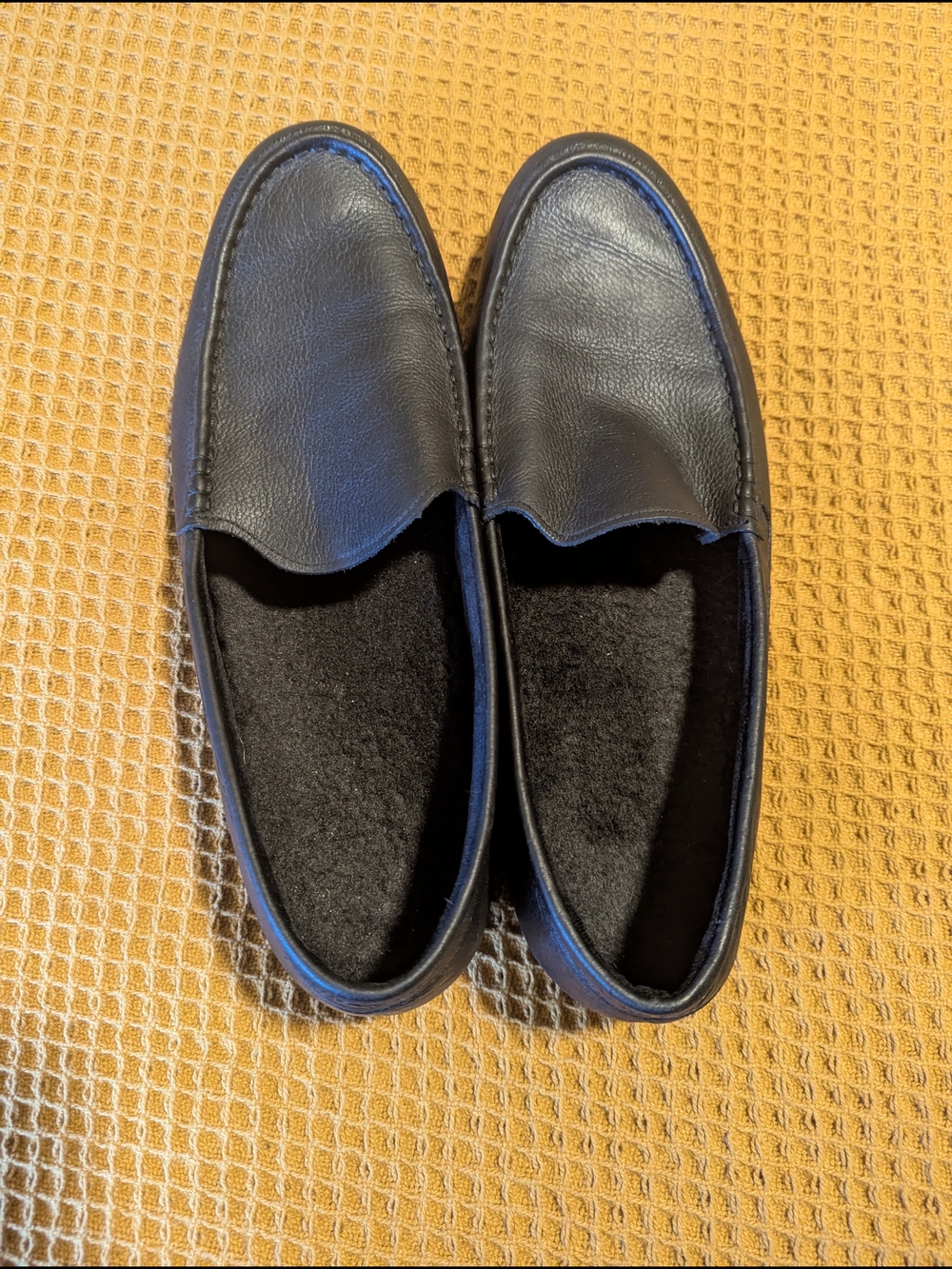 Vionic Men's Black Leather Slip-On Loafers, 13